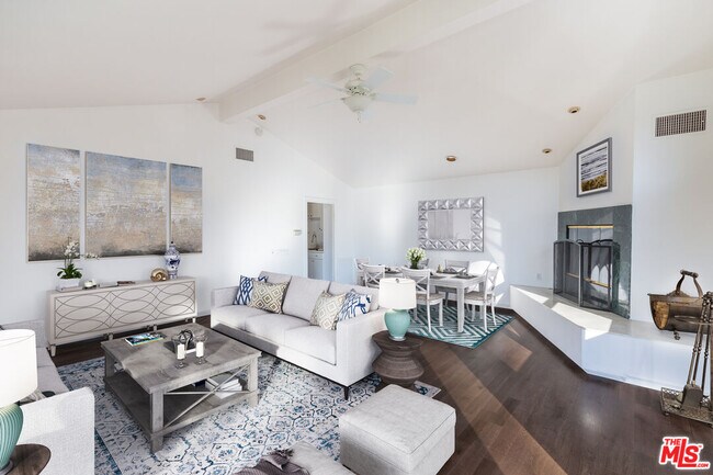 Photo - 6557 Wandermere Rd Unidad Upper STE