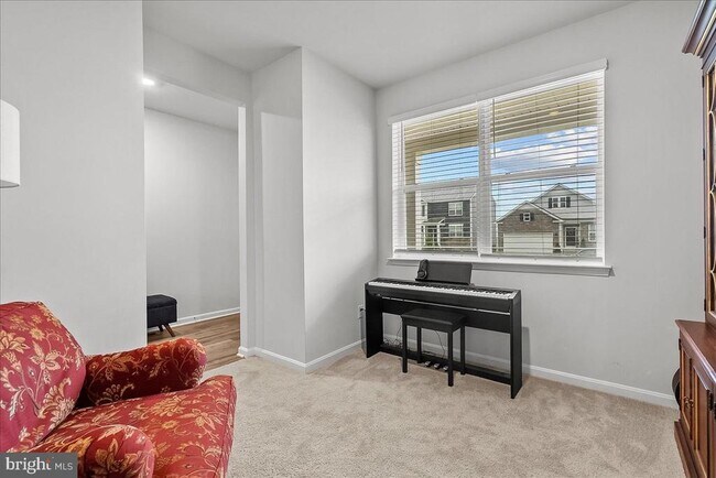 Photo - 109 Woodford Dr
