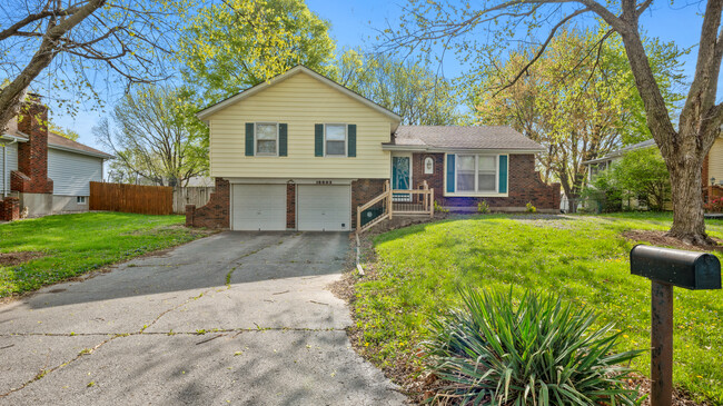 Photo - 16603 McKinley St House