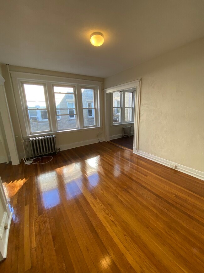 Photo - 1367 Boylston St