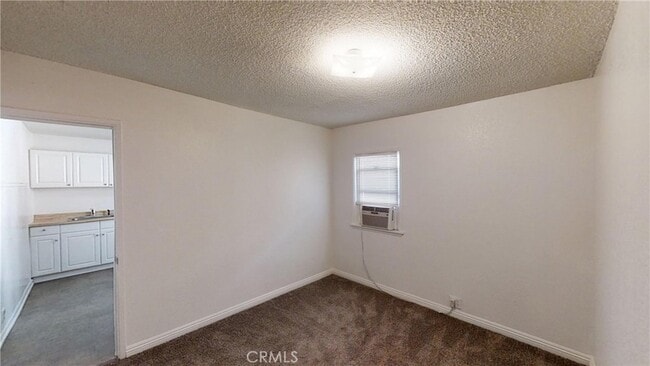 138 N Riverside Ave