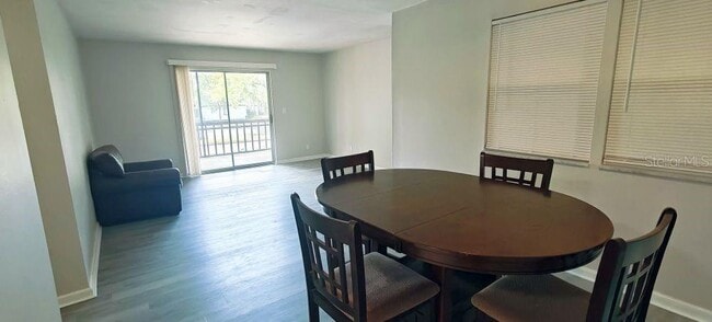 Photo - 6519 W Newberry Rd Unidad 805