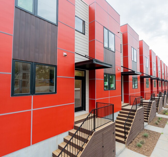 2 Bedroom Townhome North Shore - 2 Bedroom Townhome North Shore