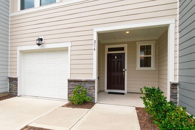 Photo - Bright & Beautiful! Modern 3-Bedroom Townh...