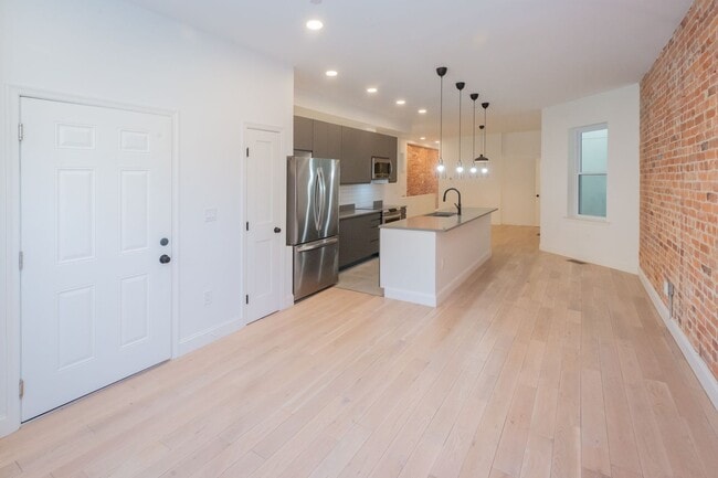 Photo - 3607 13th St NW Unidad 1