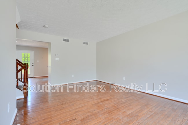 Photo - 3419 Clairborne Way