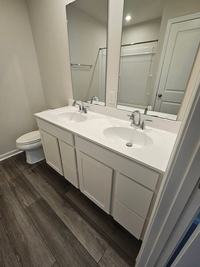 Photo - 3215 Edgemead Cir NW