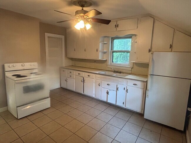 Photo - 739 Minor Ave