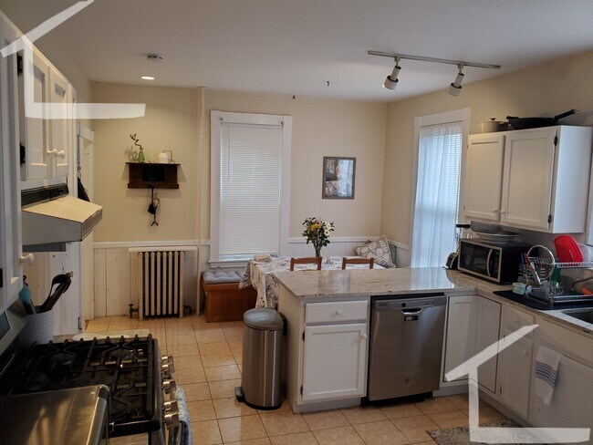 Photo - 21 Bennett St Unit 1
