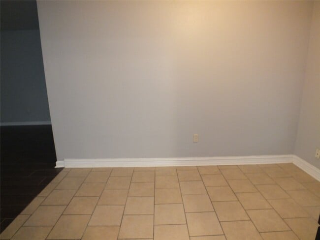 Photo - 3321 Scotch Moss Ln