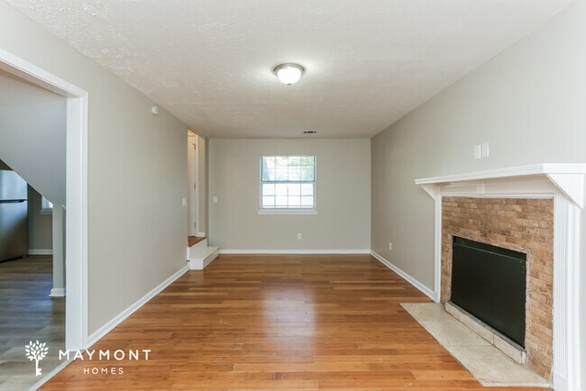 Photo - 4469 Longley Ln