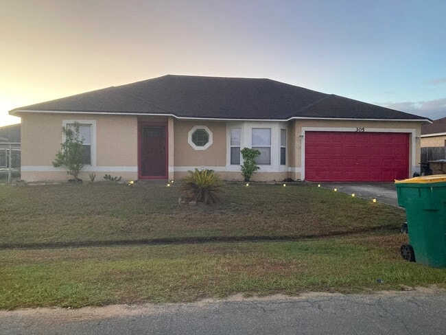 Building Photo - 305 Cocoa Ct