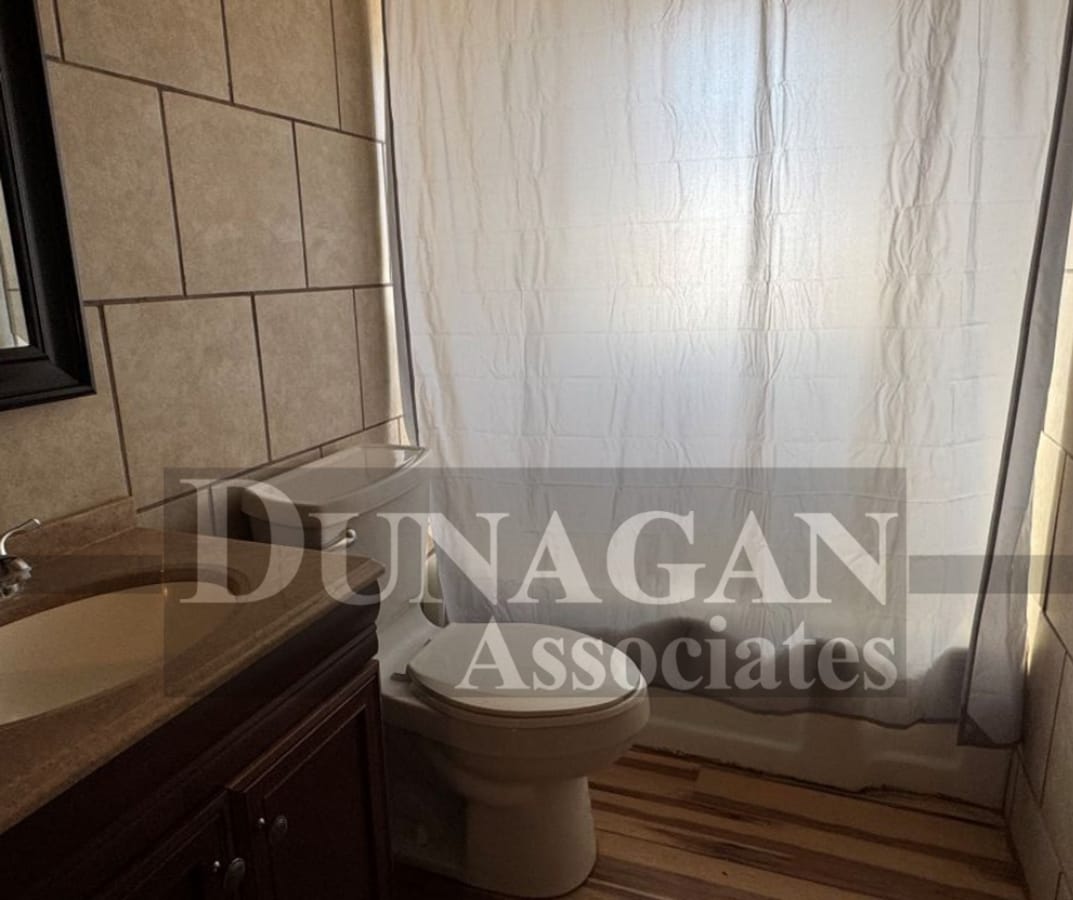 Photo - 1 Bedroom, 1 Bath upstair apartment Unit B