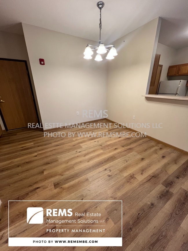 Photo - 33 Grand Canyon Dr