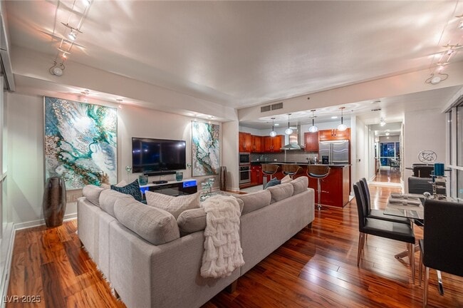 Photo - 4525 Dean Martin Dr Unit 1000