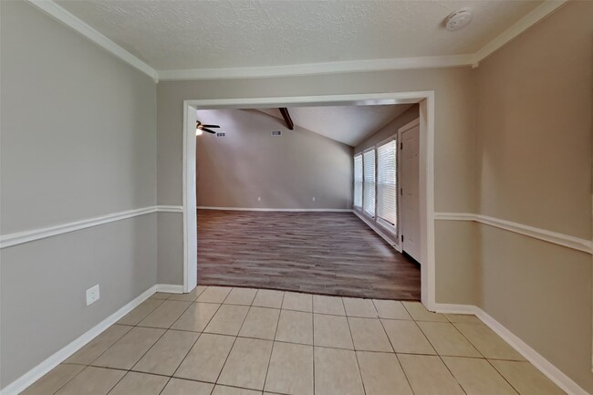 Photo - 22530 Smokey Hill Dr