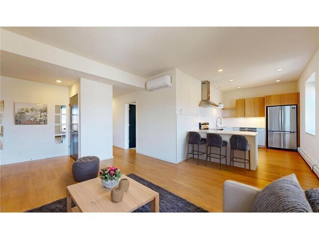 Building Photo - 2109 Blaisdell Ave Unit 304 Rental