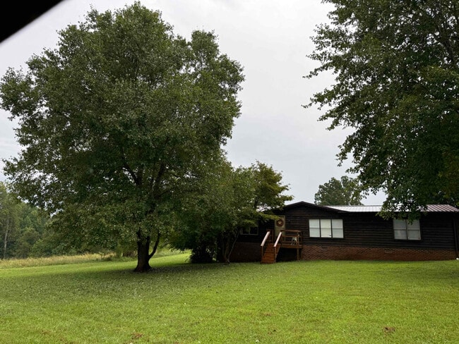 Building Photo - 3900 Johnson Rd