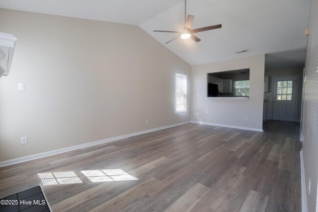 Photo - 1091 W Pueblo Dr