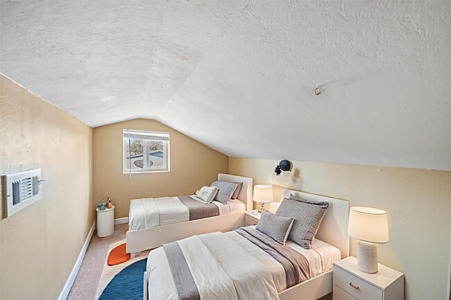 Building Photo - 7102 Terrasso Dr