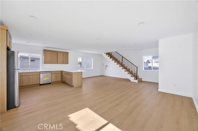 Photo - 10905 Dalerose Ave