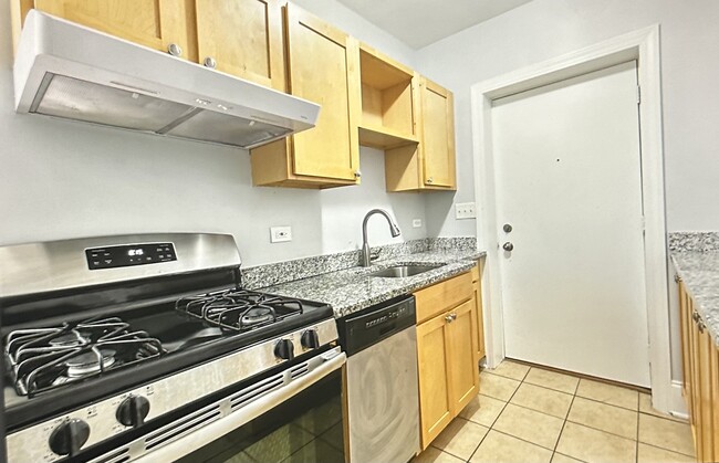 Photo - 7742 N Ashland Ave