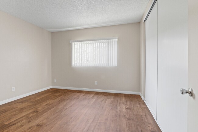 Lakewood Apartments