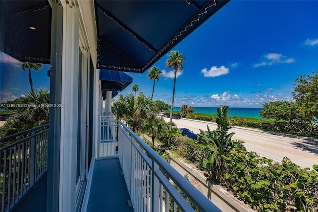 Photo - 117 Ocean Key Way