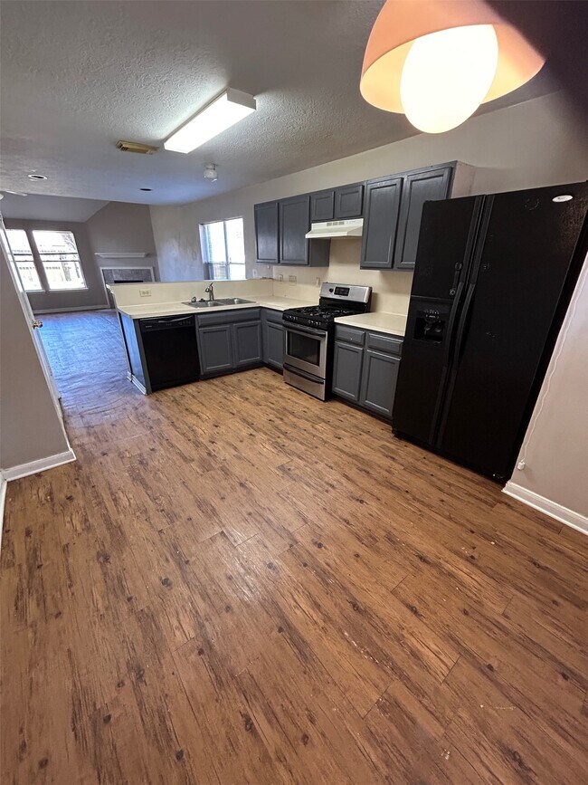 Photo - 16603 N Meadow Dr