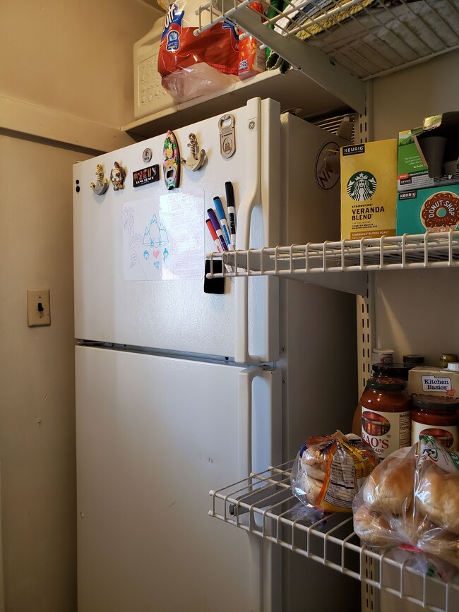 Photo - 33 Flett Rd Unit 1