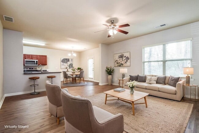 Photo - 118 Cassady Ln