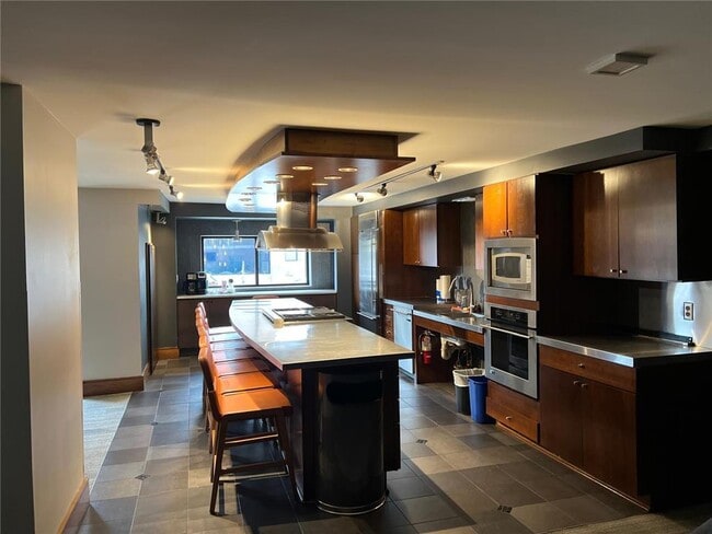 Photo - 401 S 1st St Unidad 1007