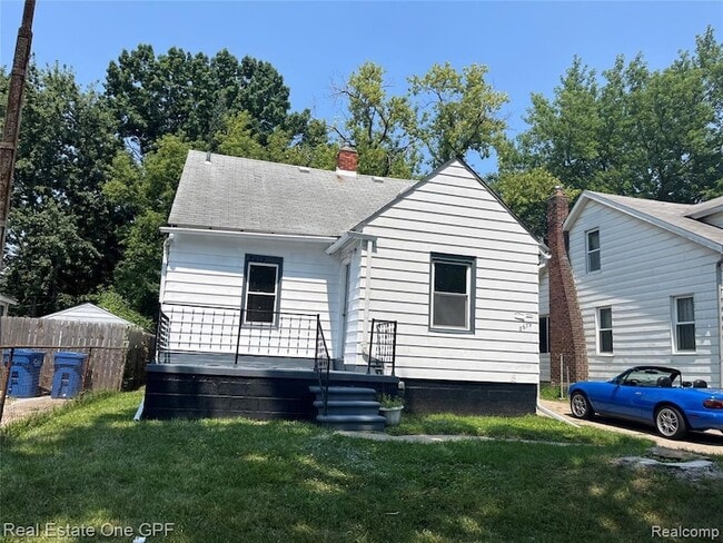 Building Photo - 8679 Chalmers Ave Rental