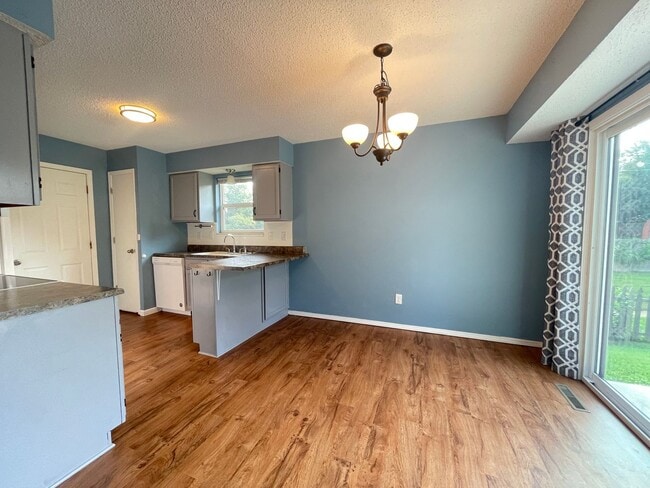 Photo - 1441 W Seminole St