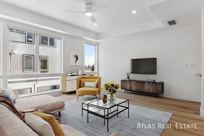 Photo - 240 Osiander St Unidad A-106