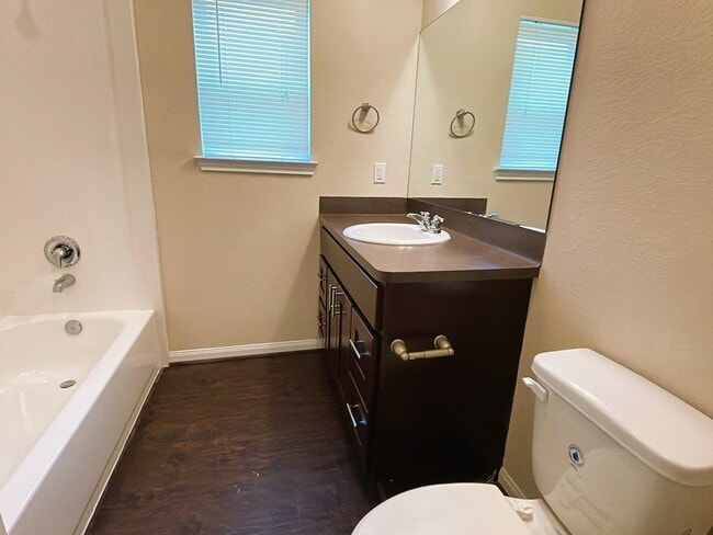 Photo - 8526 Homewood Ln