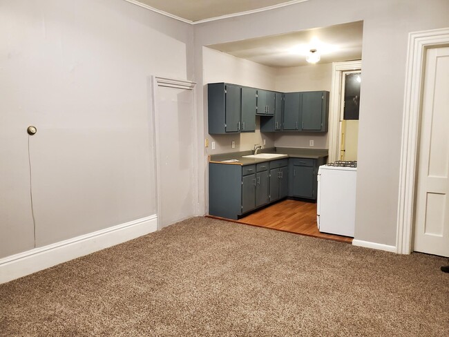 Photo - 29 Church St Apartments Unit B