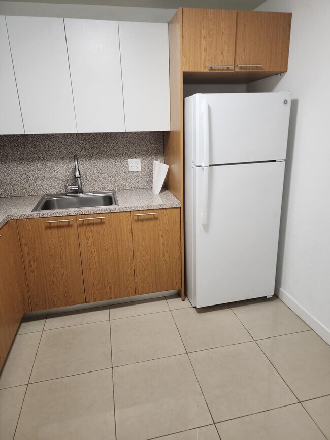 Photo - 15201 NE 6th Ave