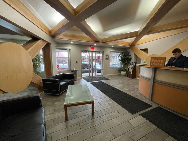 Photo - 2222 Detroit Ave Unit #909