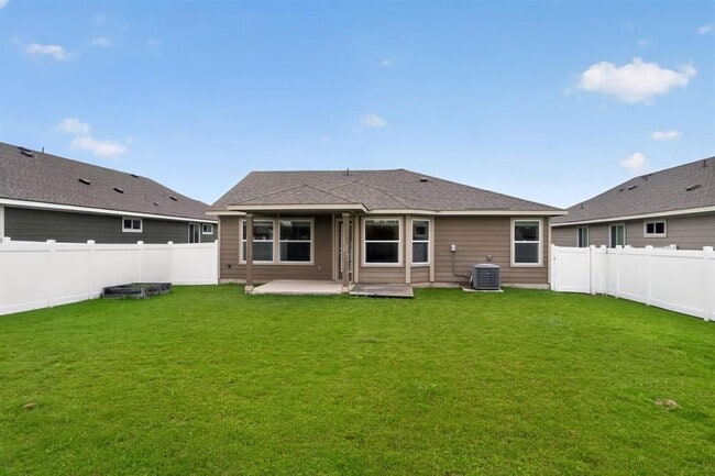 18308 Cuyahoga Dr
