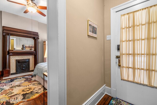 Photo - 1236 E Broadway