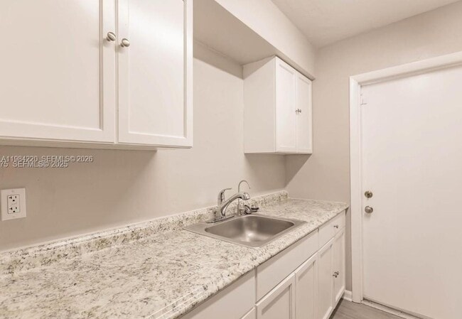 Photo - 1816 McKinley St Unit 10