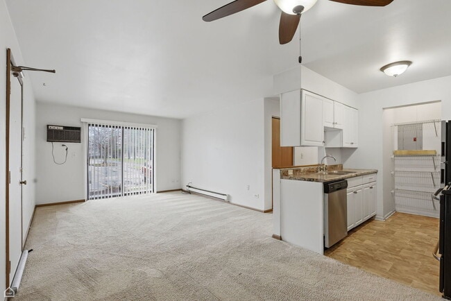 Photo - 627 S Virginia Rd Unit 112