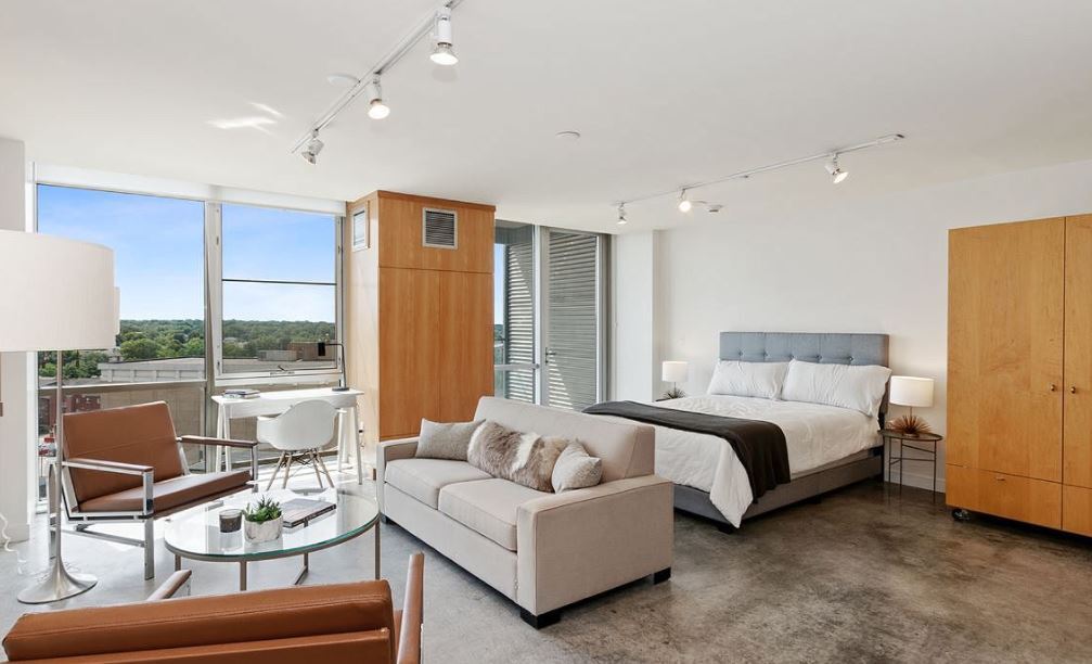 ESTUDIO - Plaza Towers Condominiums