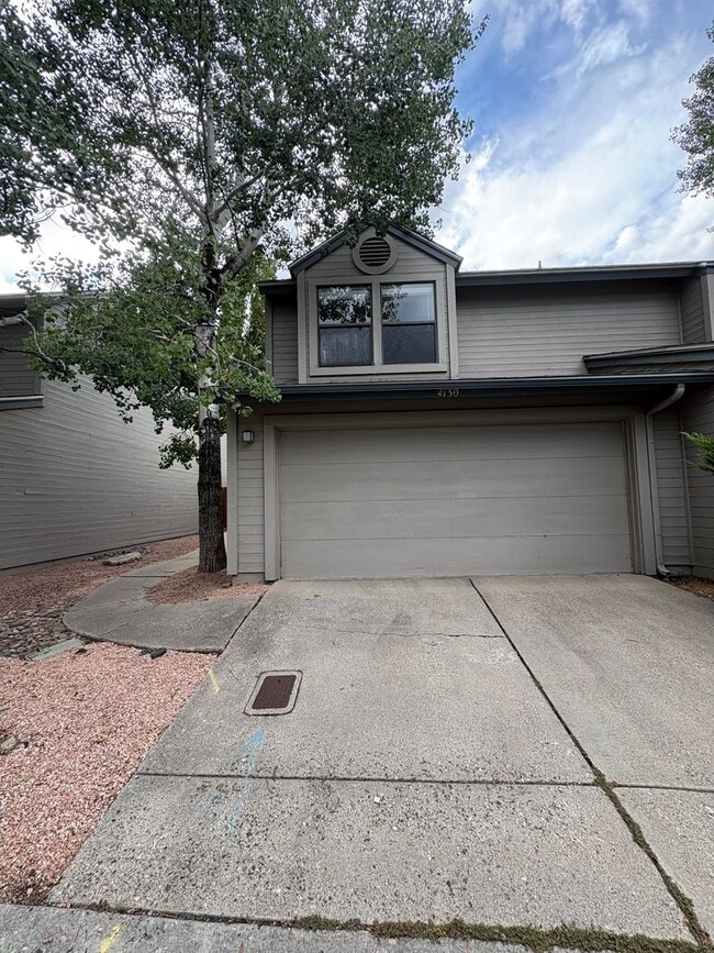 Gorgeous Foxglenn Rental - Gorgeous Foxglenn Rental
