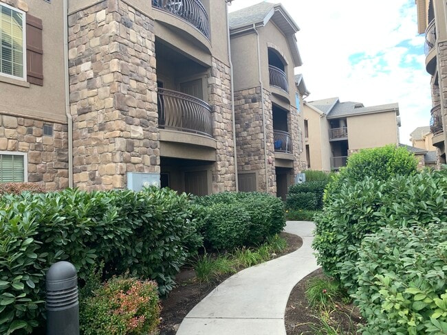 Newport Village Condos - 209 N 1200 W Unit 209 N 1200 W #202
