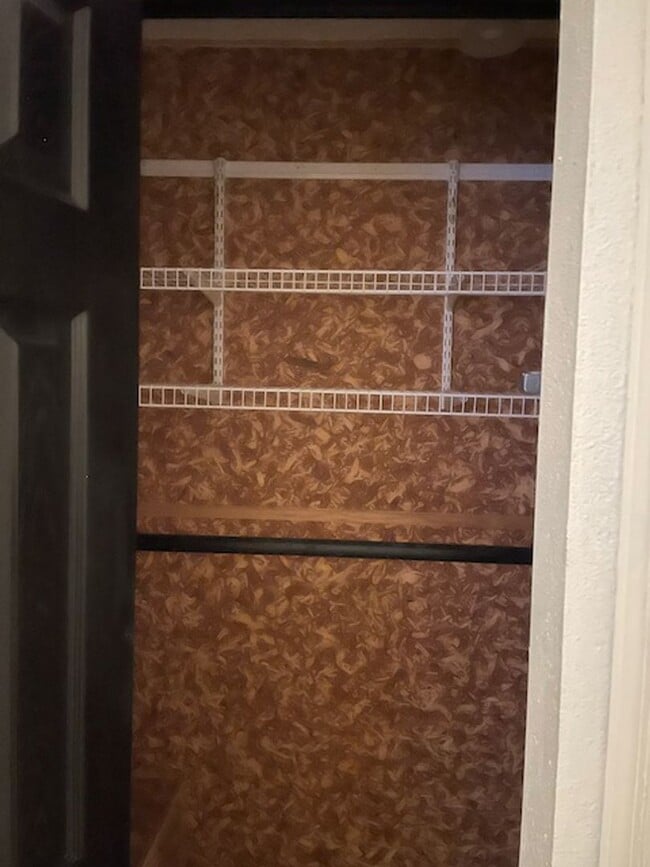 Photo - 2bd/1ba Bungalow Available Now!!