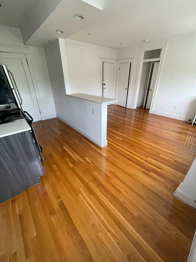 160 Ipswich St Unit 3