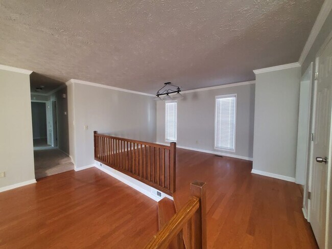 Photo - 4445 Briton Cir