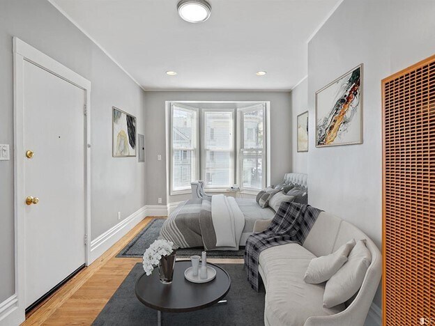 Photo - 325 Castro St Apartments Unit 31